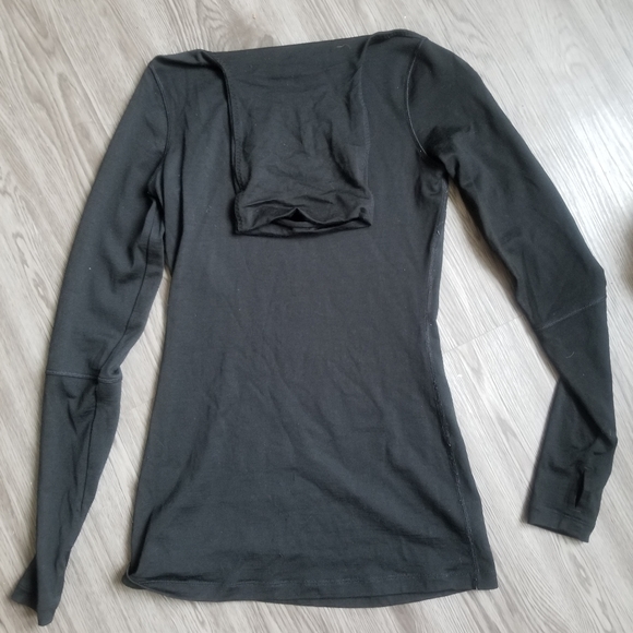 COPY DO NOT BUY - Lululemon black longsleeve shirt - Picture 1 of 9